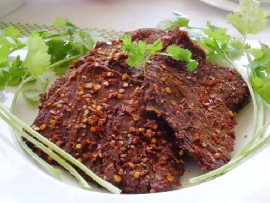 thịt bò khô hấp dẫn